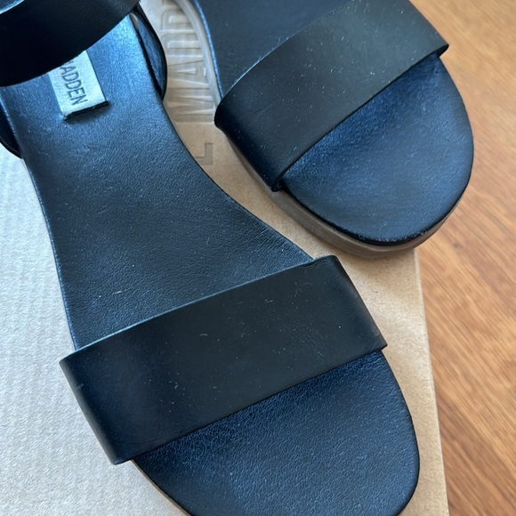 Steve Madden Black sandals sz 7 - Picture 3 of 6